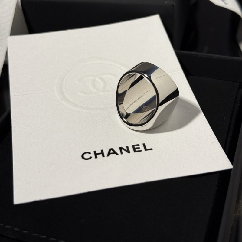 Chanel Ring