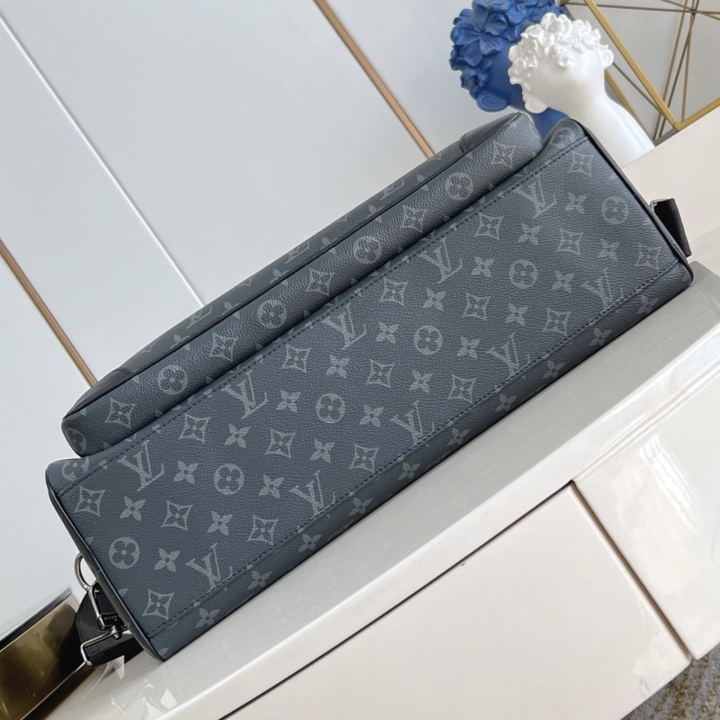 LV Weekender Handbags