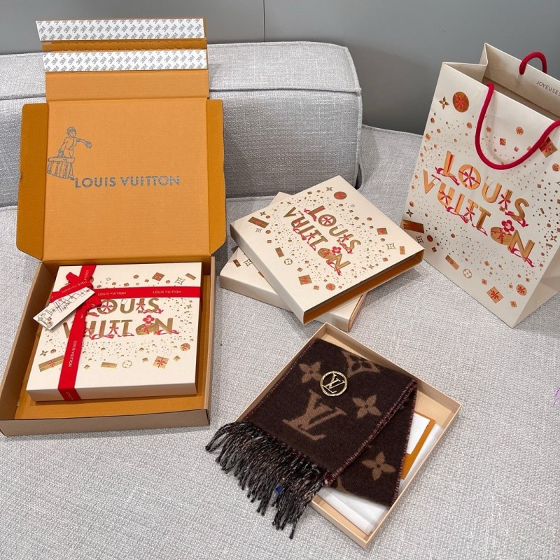 LV Scarf