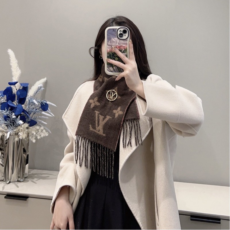 LV Scarf