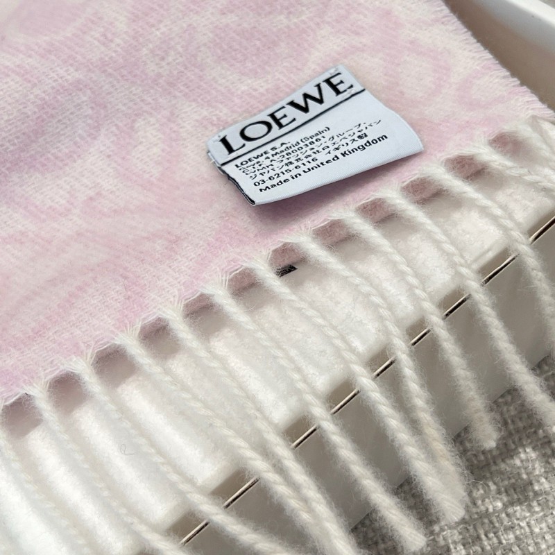 Loewe Shawl