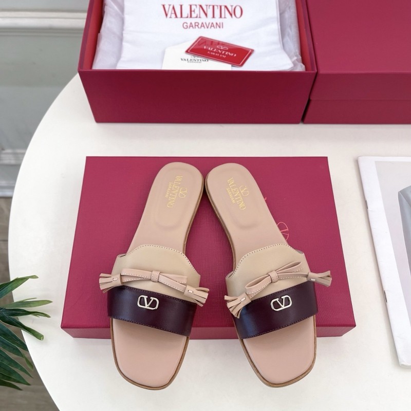 Valentino Flat