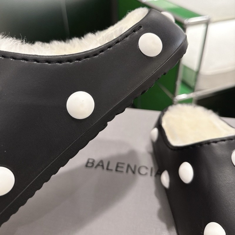 Balenciaga Unisex Slippers 