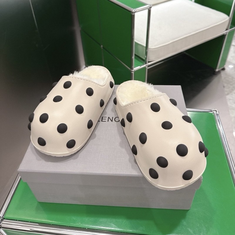 Balenciaga Unisex Slippers 