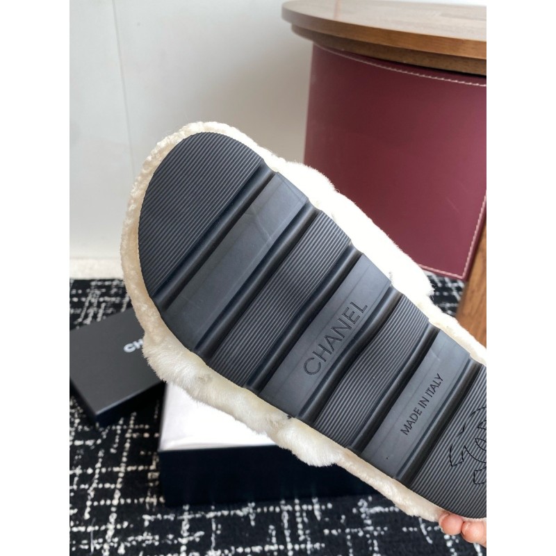 Chanel Slipper