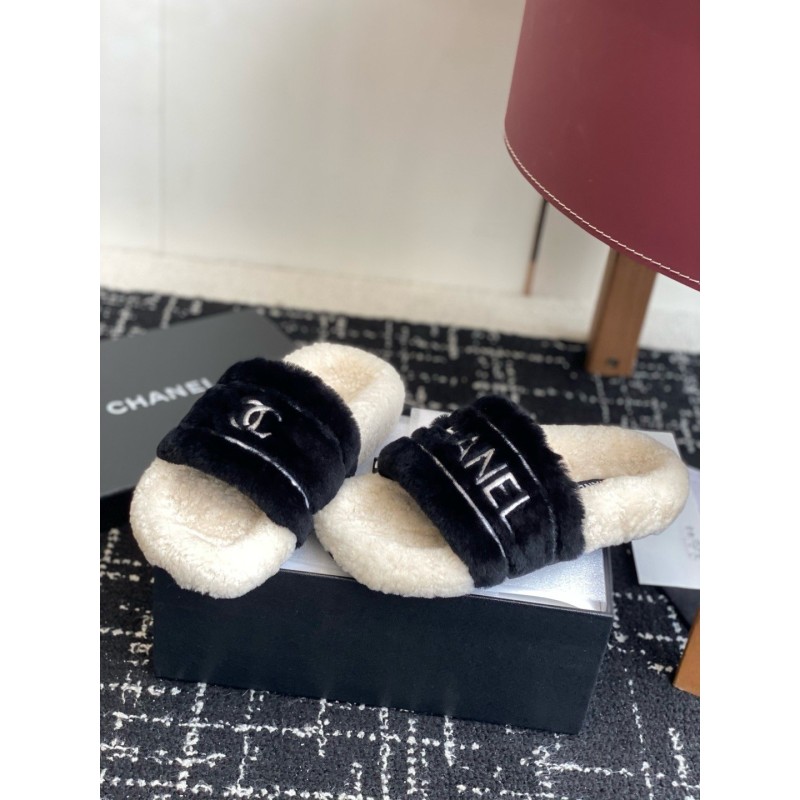 Chanel Slipper