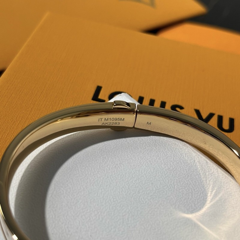 LV Bracelet