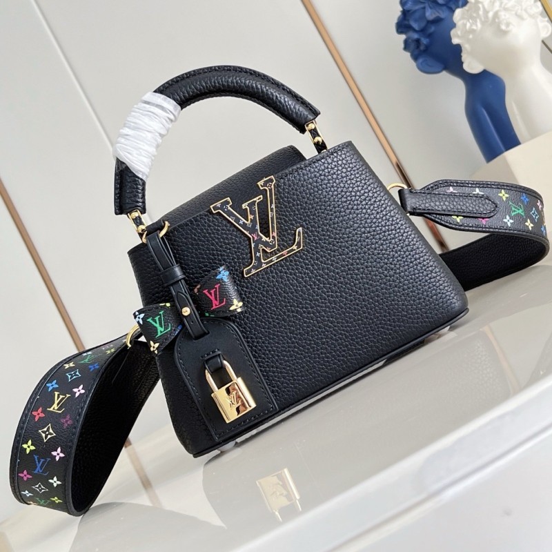 LV Capucines 