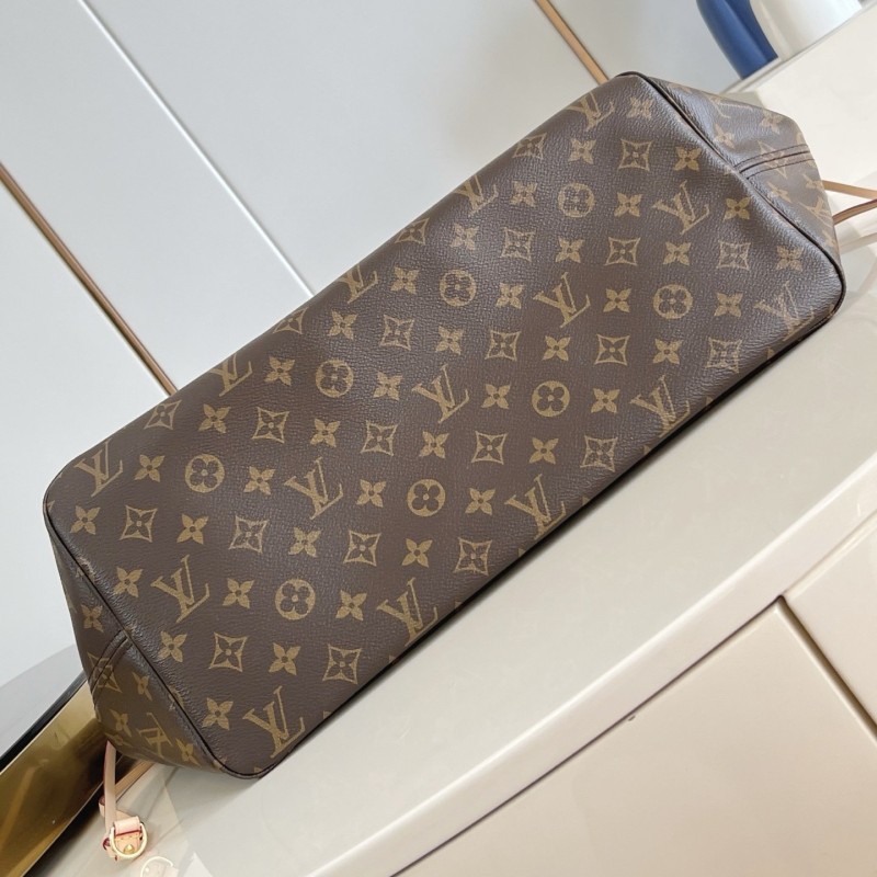 LV Neverfull 