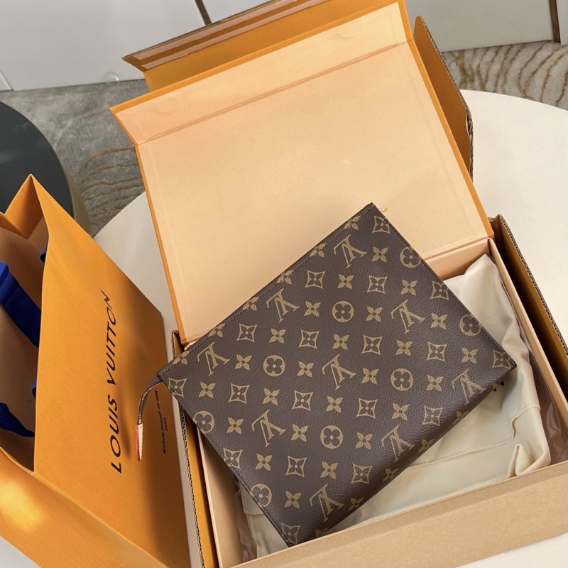 LV Poche Toilette
