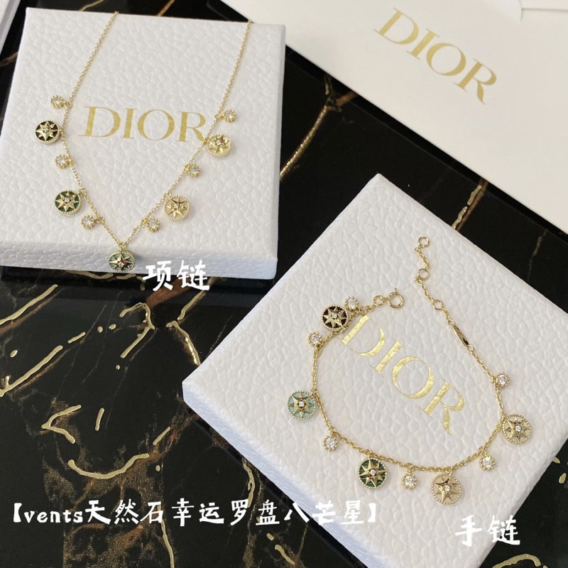 Dior Necklace / Bracelet