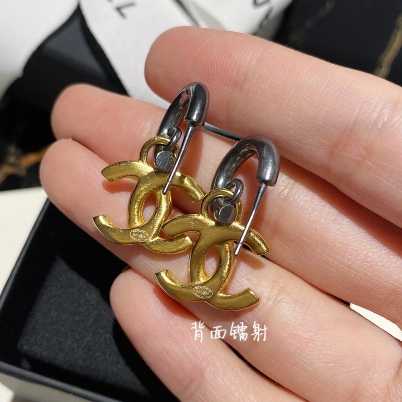Chanel Earring