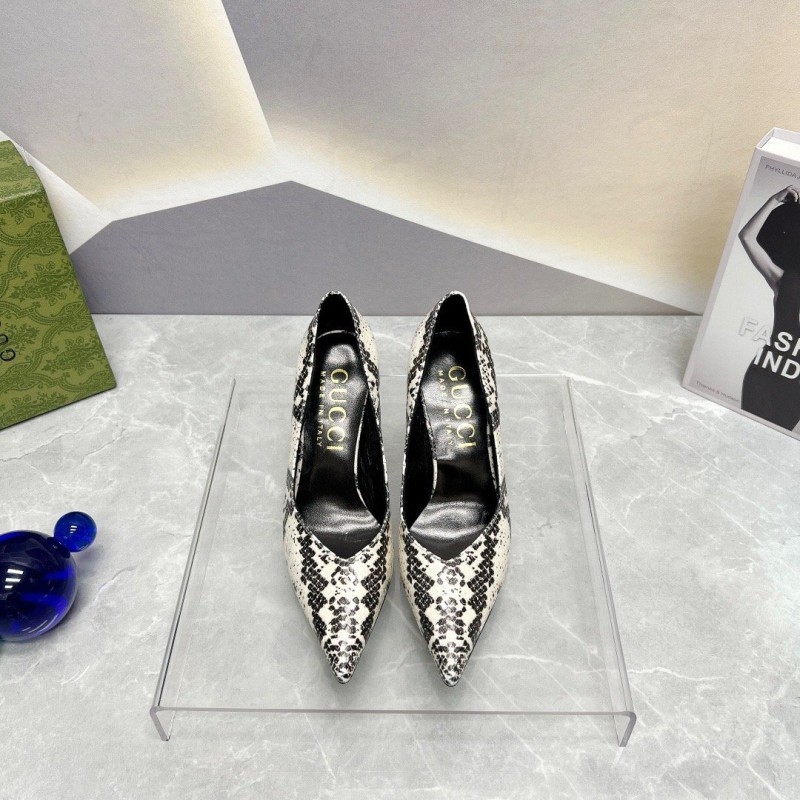 Gucci heels Shoes