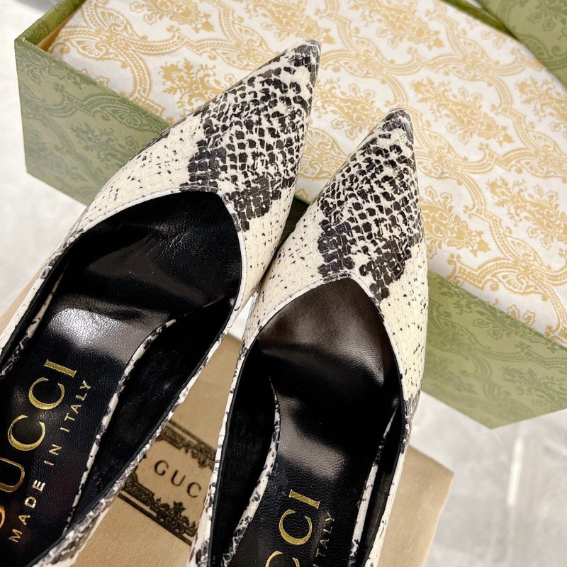 Gucci Heels