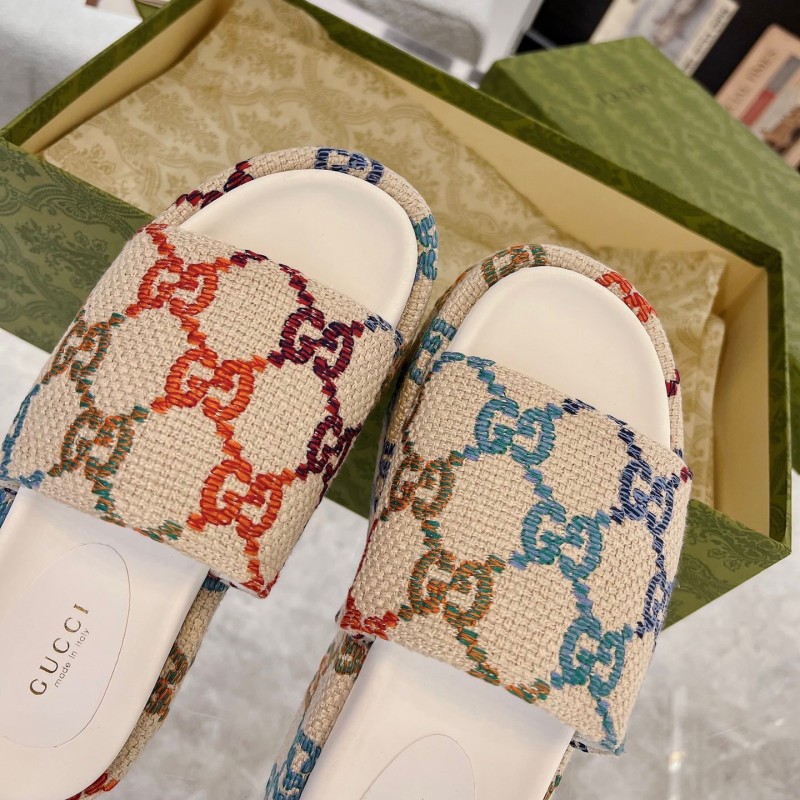 Gucci Sandals 