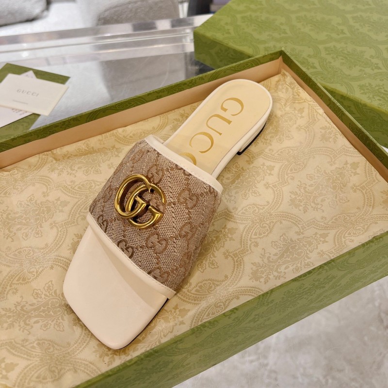 Gucci Sandals 