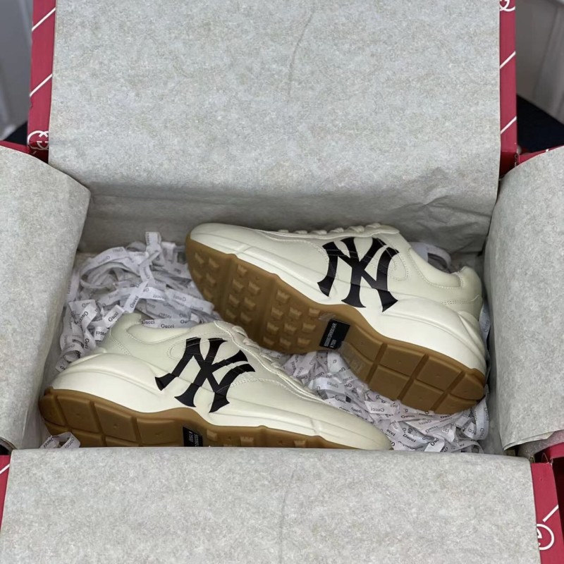 Gucci Unisex老爹鞋