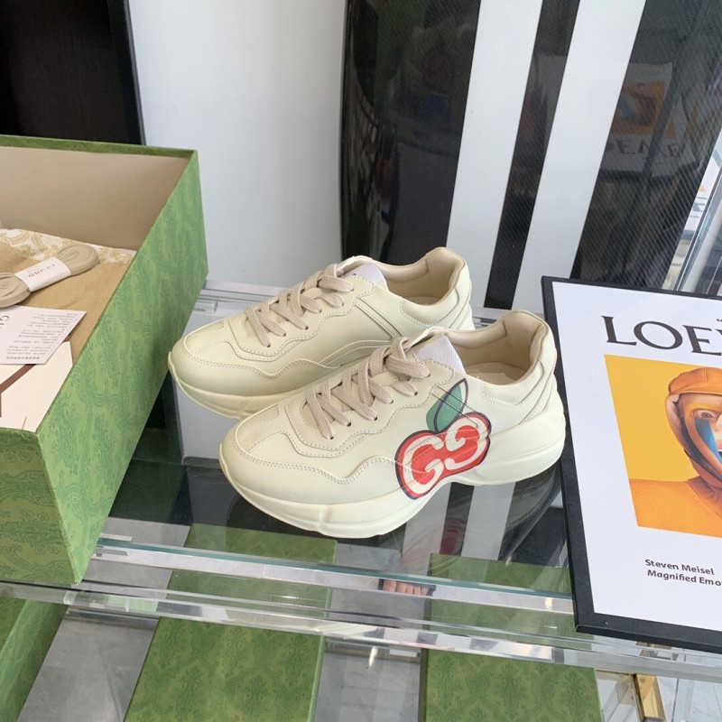 Gucci Unisex老爹鞋