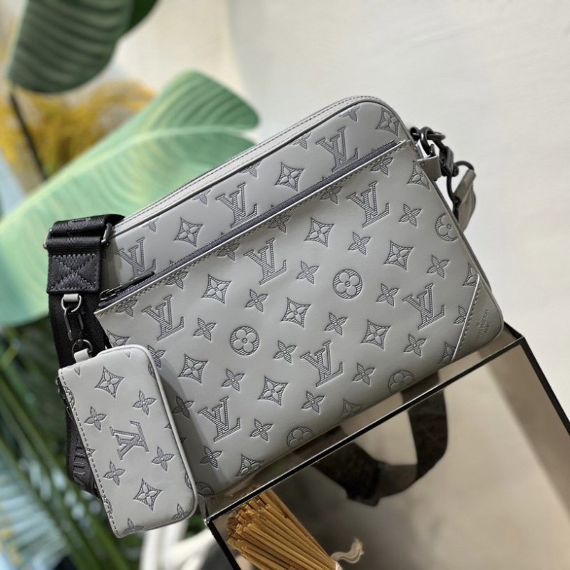 LV 3in1 Messenger Bag