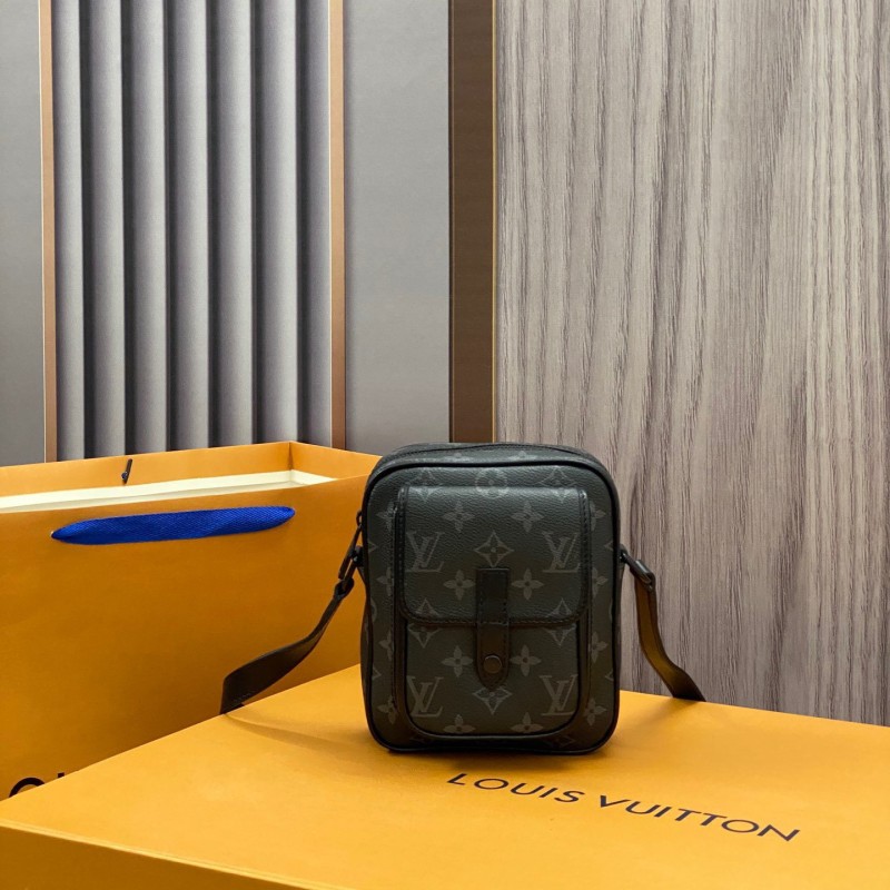 LV手机包