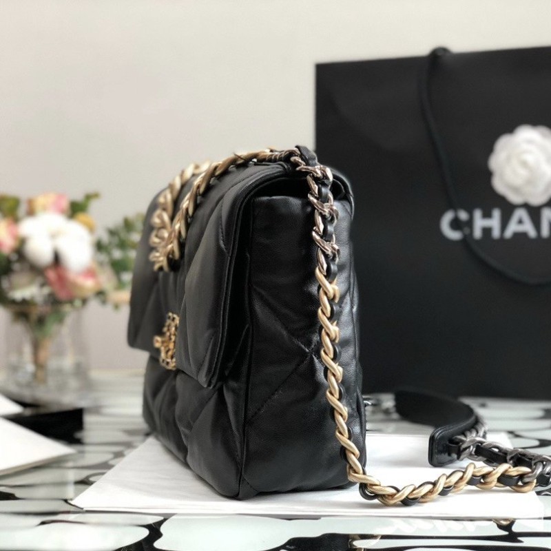 Chanel 19