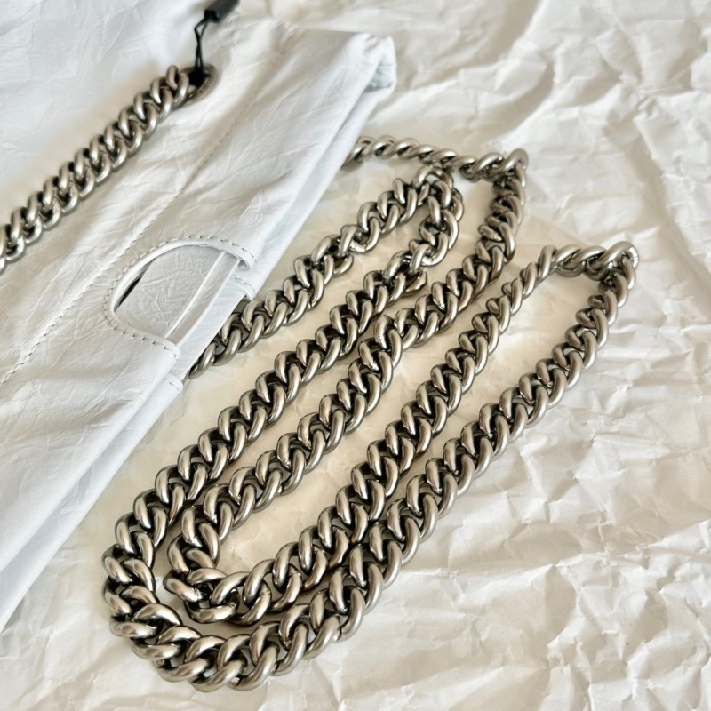 Balenciaga Crush 垃圾袋