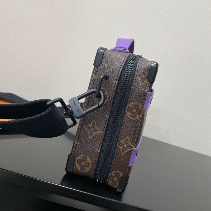 LV Trunk Handle