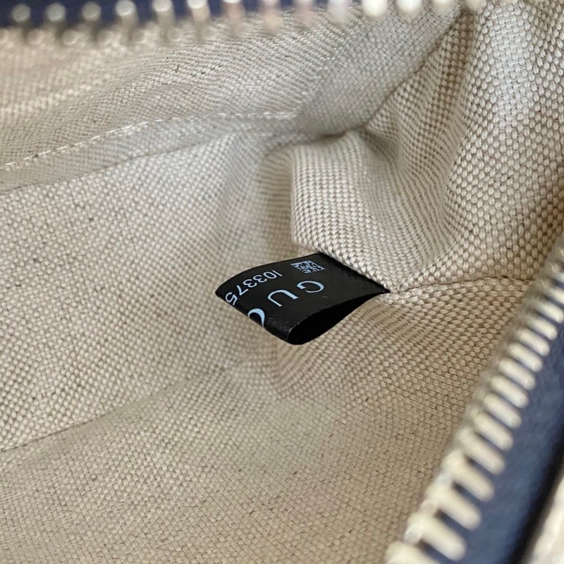 Gucci 邮差相机包