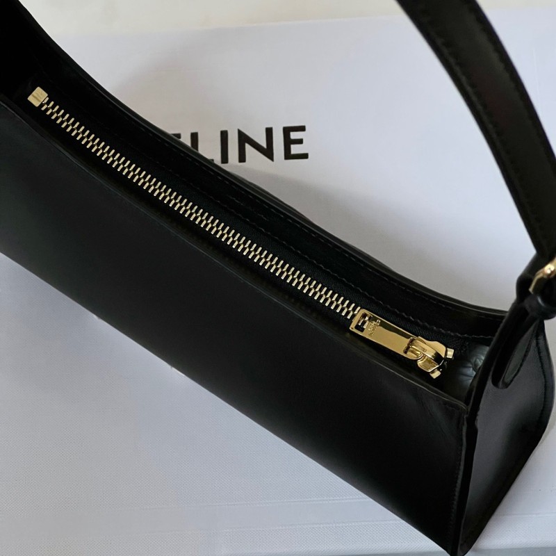 Celine Hobo