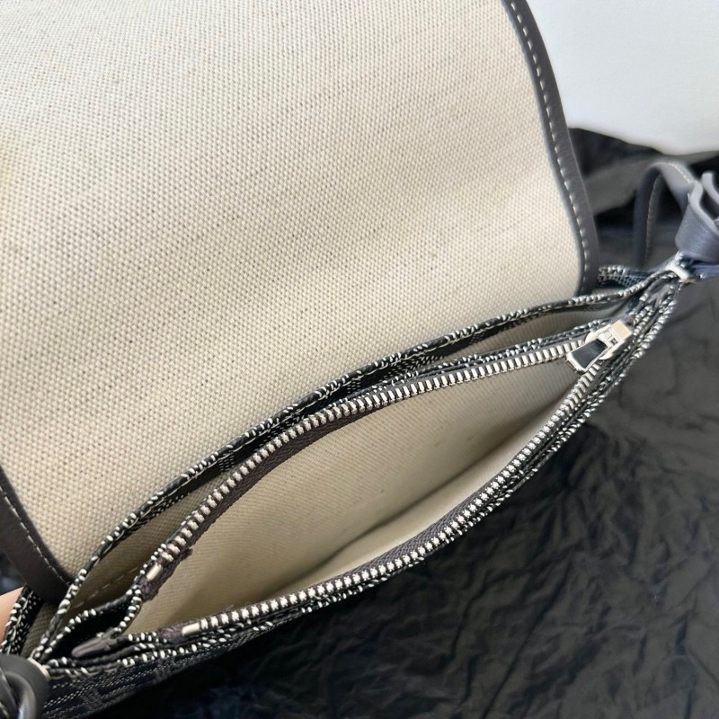 Goyard Piumet 信封包