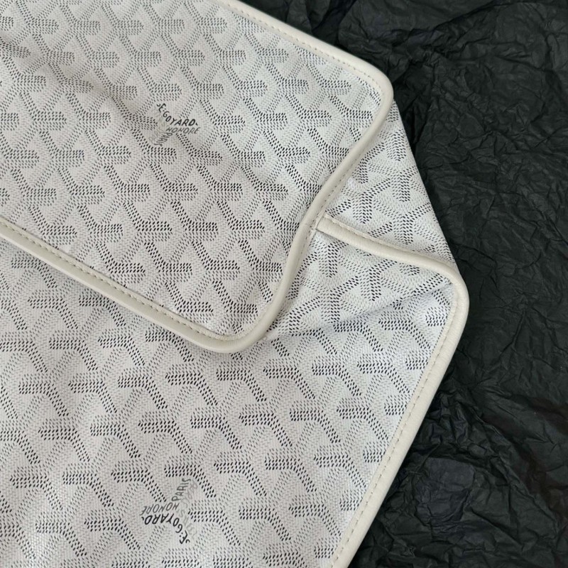 Goyard Tote