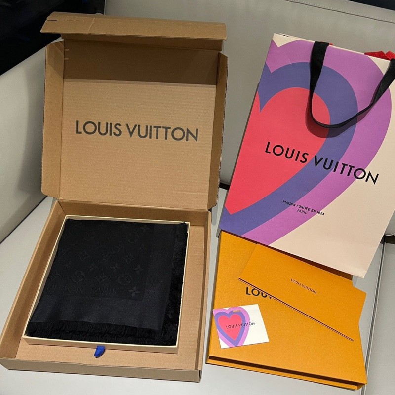 LV Shawl
