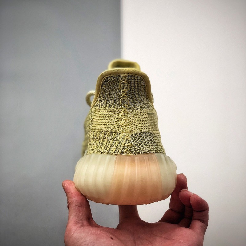Adidas Yeezy 350 黄满天星