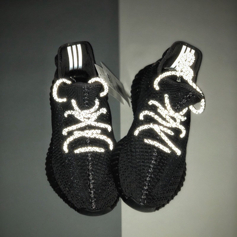 Adidas Yeezy 350 黑天使