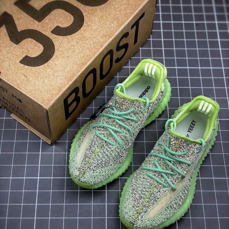 Adidas Yeezy 350夜光绿