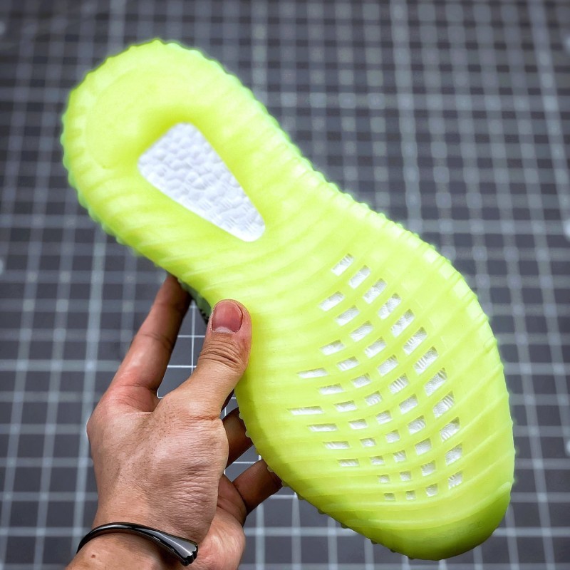 Adidas Yeezy 350夜光绿