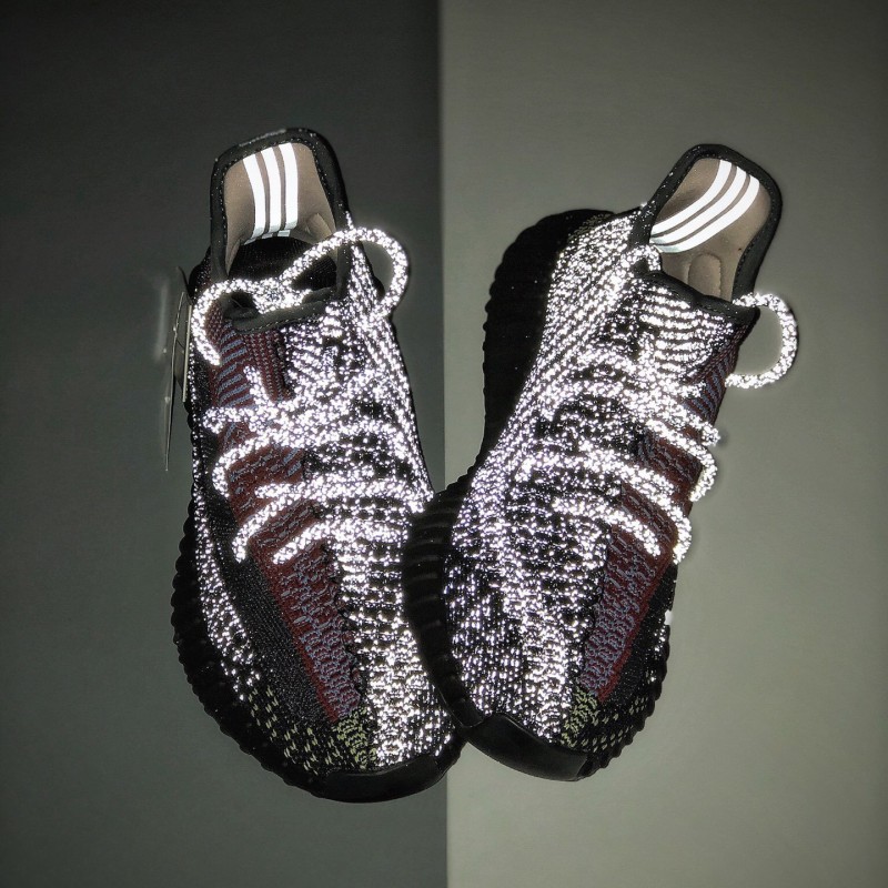 Adidas Yeezy 350 羽毛满天星