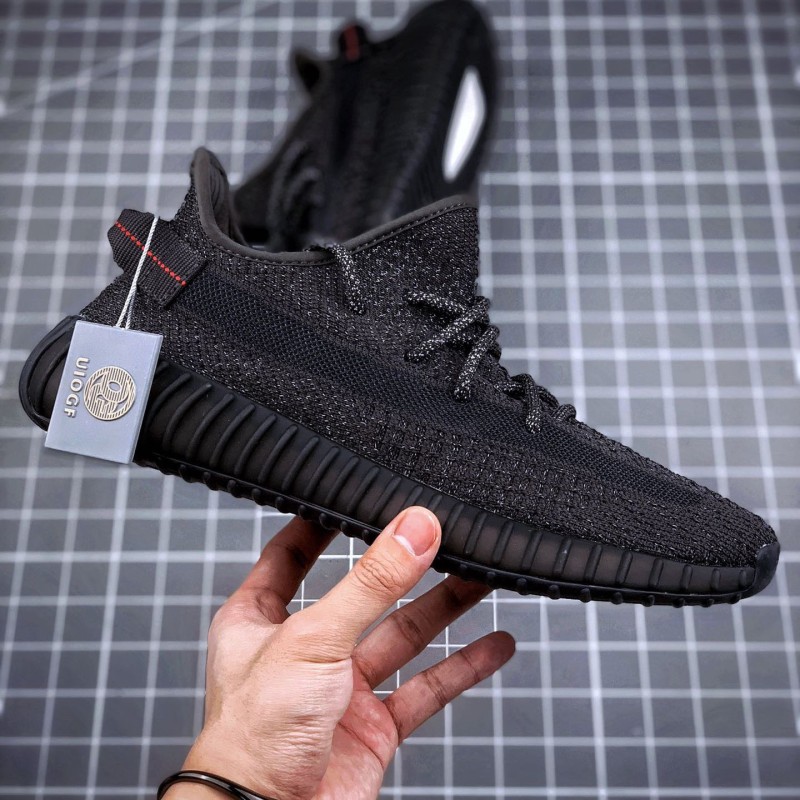 Adidas Yeezy 350 黑满天星