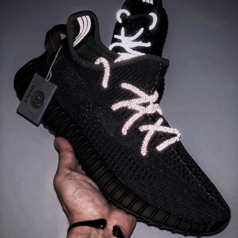 Adidas Yeezy 350 黑天使