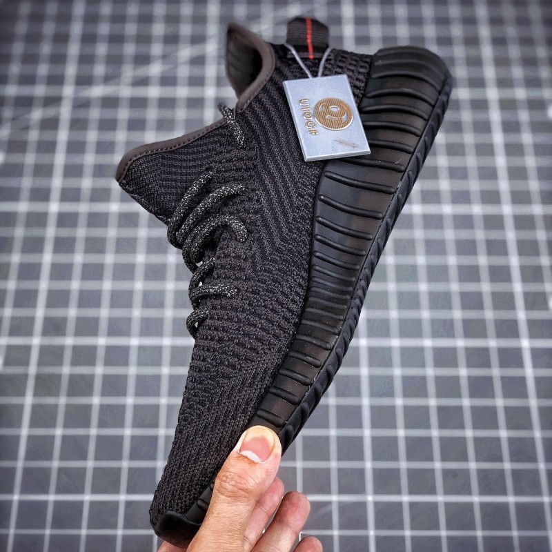 Adidas Yeezy 350 黑天使
