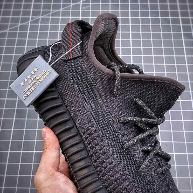 Adidas Yeezy 350 黑天使